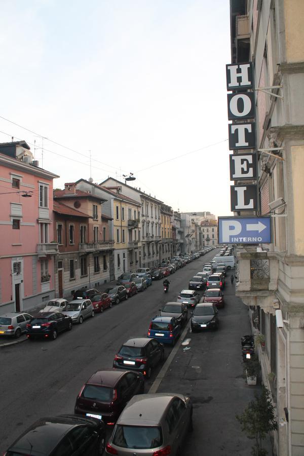 Hotel La Pace Milán Exterior foto